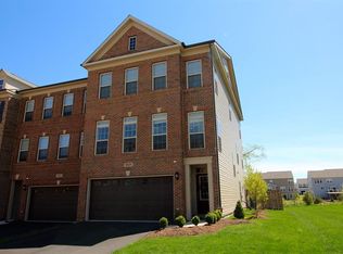 6625 Bartrams Forest Ln, Haymarket, VA 20169