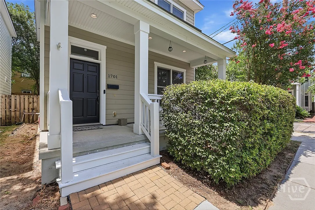 3 bed, 2.5 bath, 1540 sqft, $3,295 — Photo 4