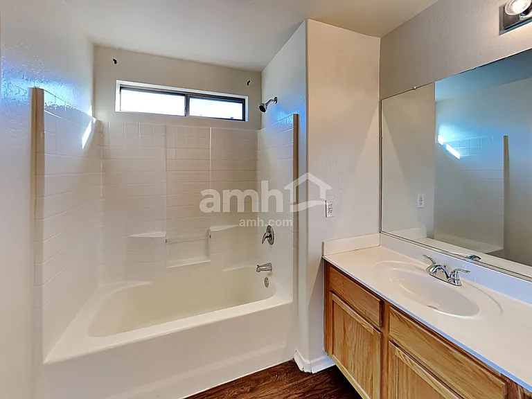 1701 S 113th Dr — Photo 12