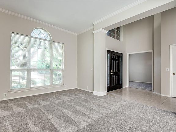 4th image of 803 Chapel Dr