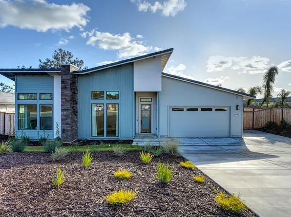3380 Foxmore Ln, Rescue, CA 95672