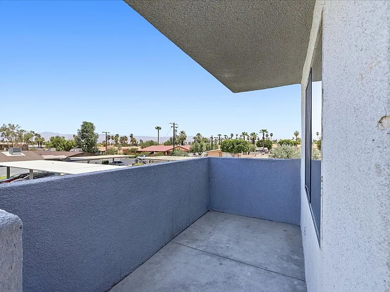 44441 San Rafael Avenue — Photo 22