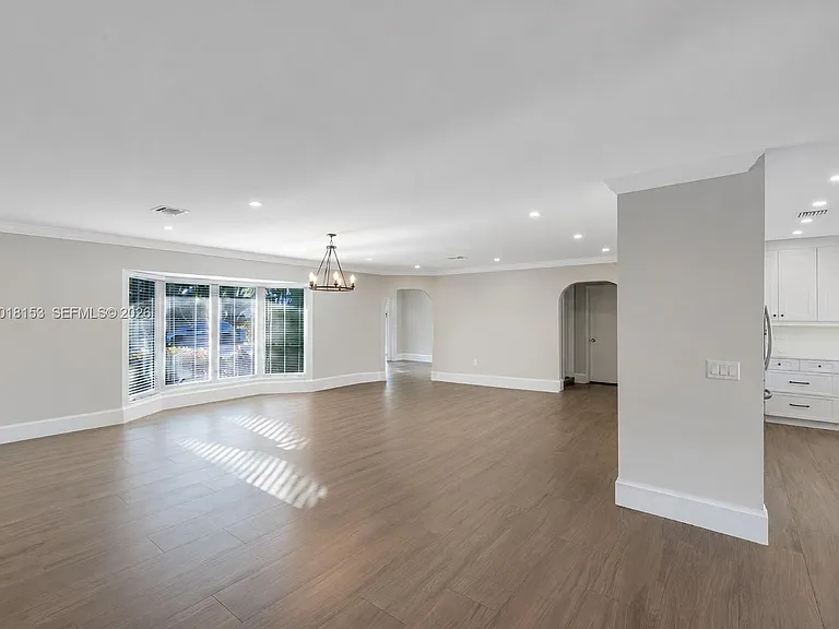 2309 Desota Dr — Photo 15
