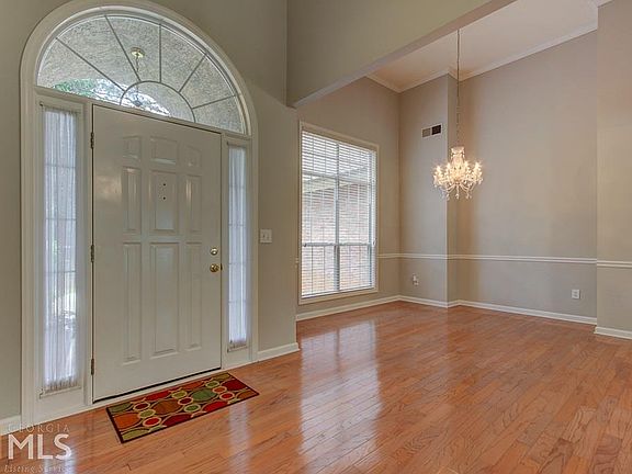 5th image of 56 Mosswood Ln