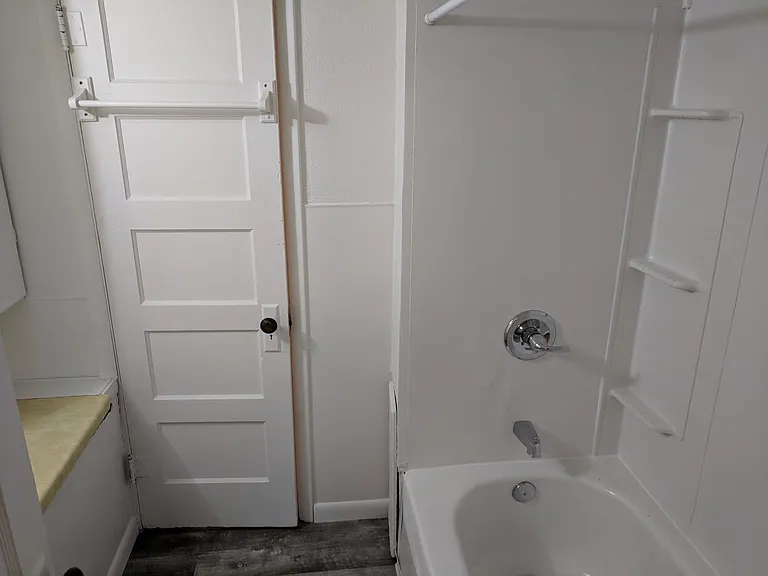 436 N Bent St — Photo 6
