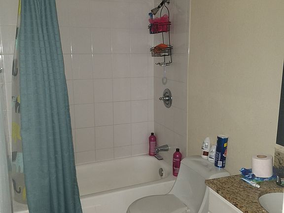 4th image of 11715 SW 123rd Ave