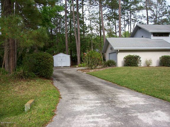 5th image of 11759 Sparkleberry Ln