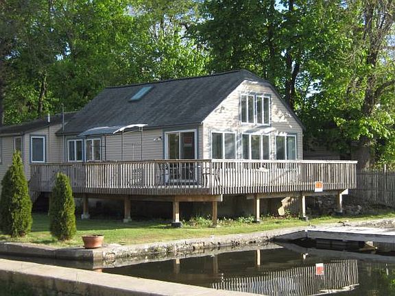 2nd image of 12 Linden Ave