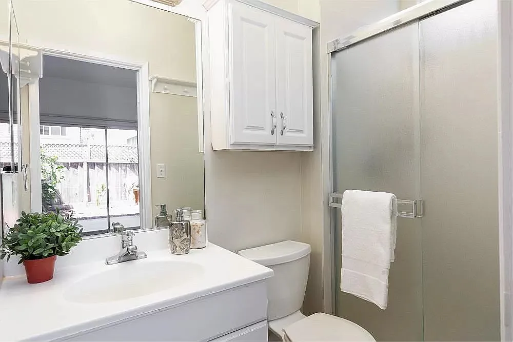 2 bed, 1014 sqft, $4,000 — Photo 4