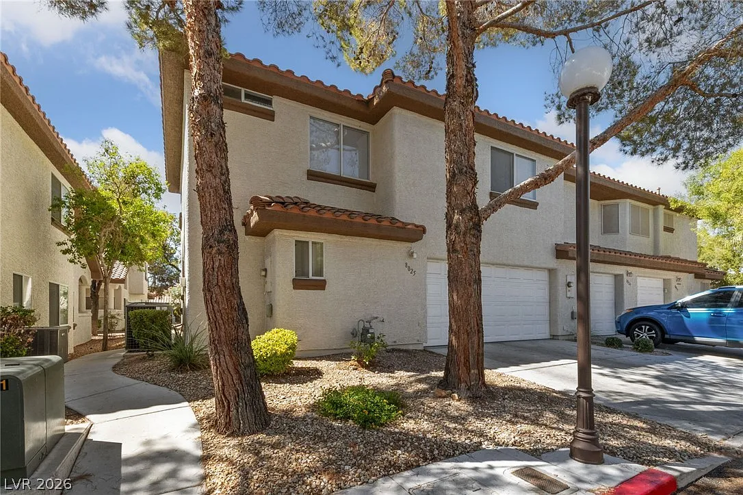 Building Photo - 8025 Cherish Ave