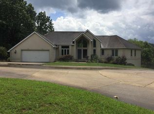 223 Saint Andrews Dr, Lavalette, WV 25535