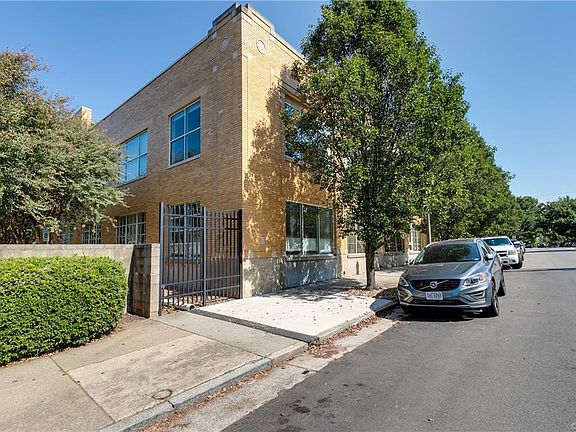 4th image of 306 N 26th St #U131