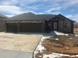 4425 N Toby Ave, Springfield, MO 65803