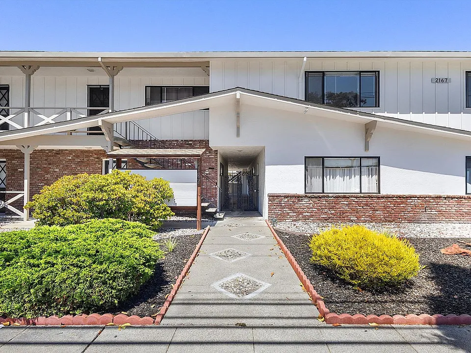 2167 Otis Dr #206