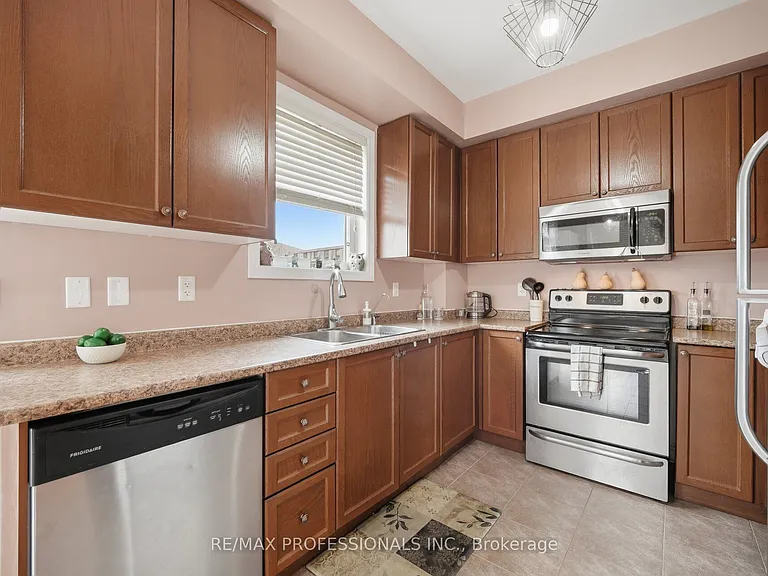 45 Horton St #MAIN 2ND — Photo 11