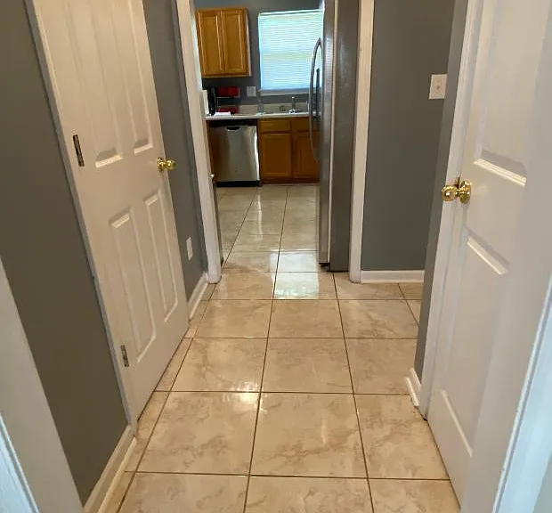 524 White Cedar Ct — Photo 2
