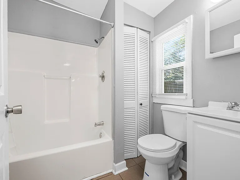 2345 Gaebler Ave — Photo 8