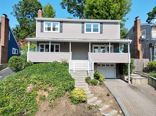 119 Eatons Neck Rd, Northport, NY 11768