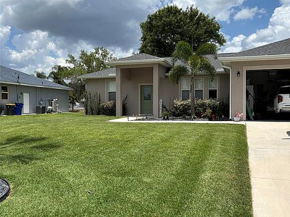 2nd image of 121 DAISY LANE