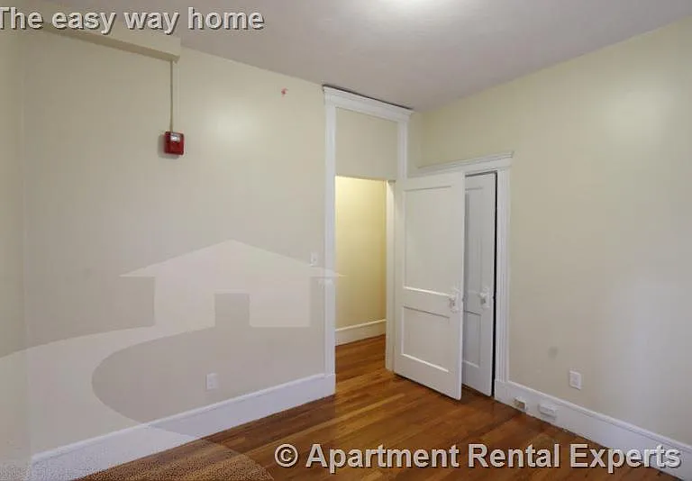 77 Hancock St #5 — Photo 4