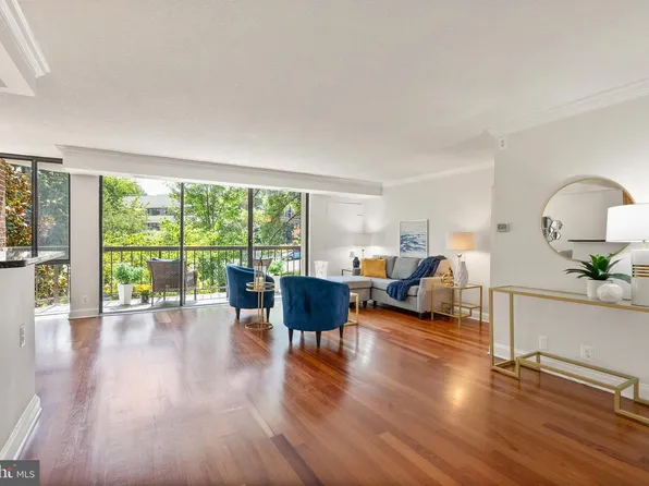 1401 N Rhodes St APT 102, Arlington, VA 22209