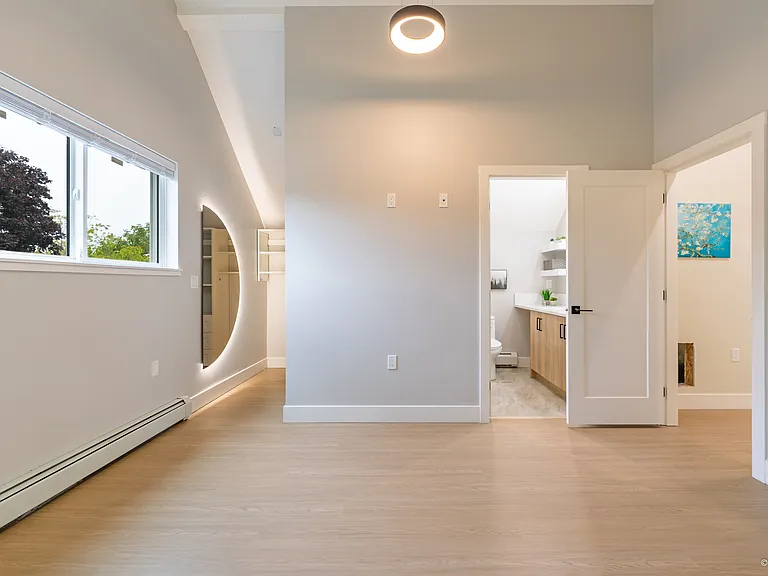 8926 Shepherd Way #UPPER HOUSE — Photo 30