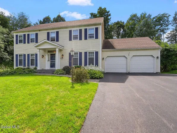21 Greyledge Drive, Albany, NY 12211
