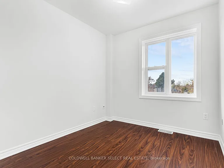 1 Autumn Ave #7 — Photo 16