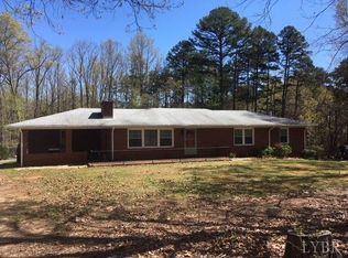 2816 Swinging Bridge Rd, Brookneal, VA 24528