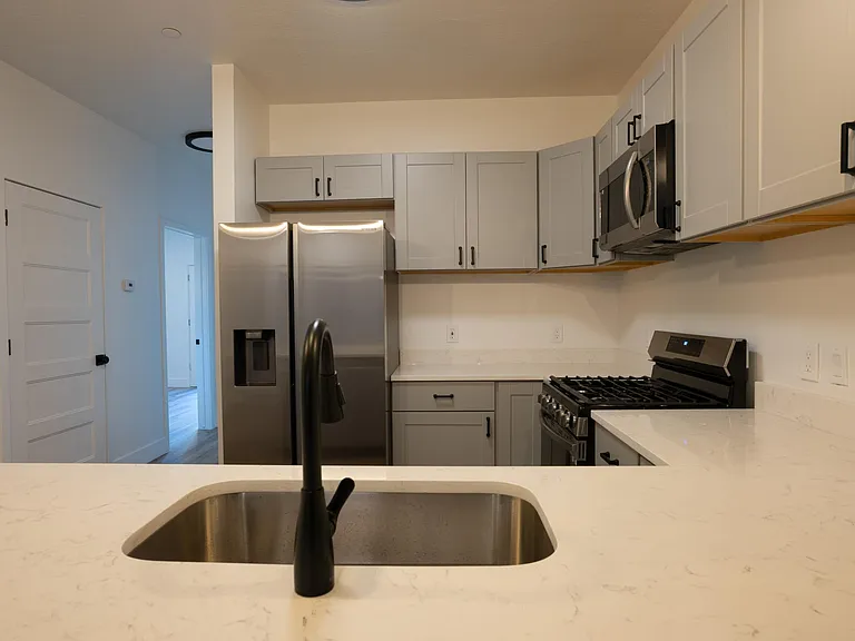 2150 S Main St #314 — Photo 19