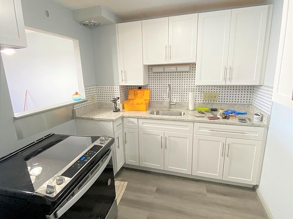 4th image of 91 Washington St Unit 29