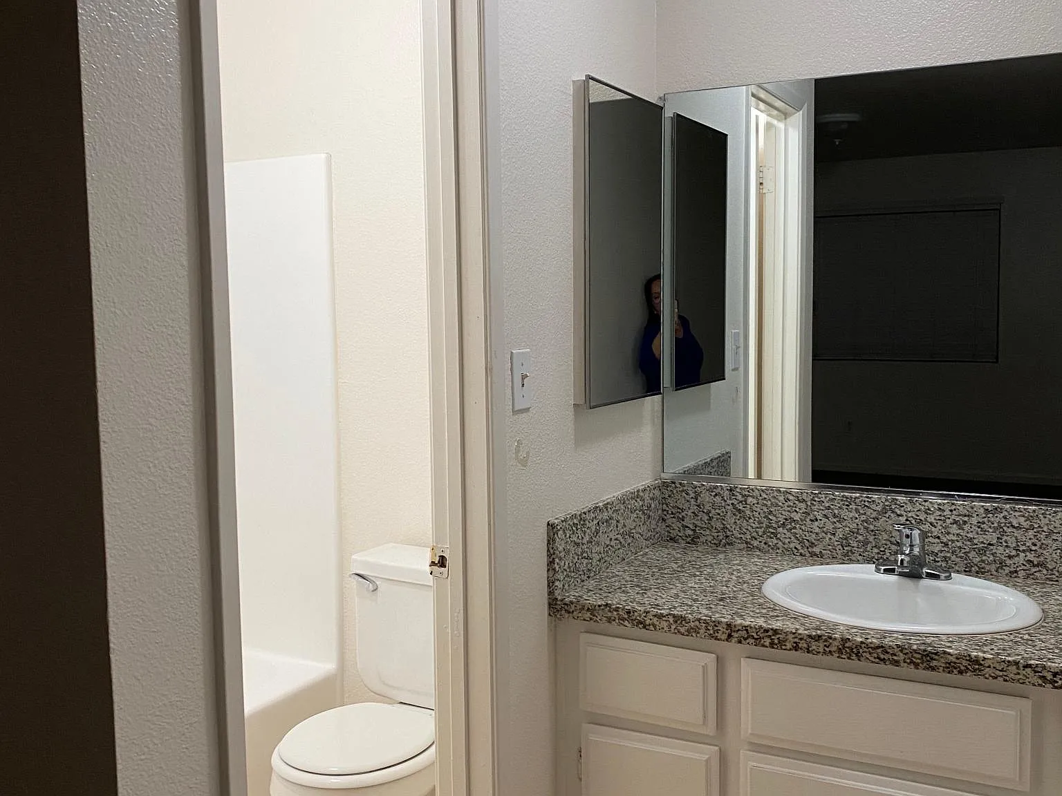 8013 Latham Court — Photo 4
