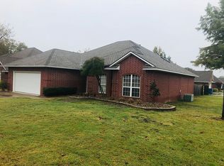 1005 McArthur Ln, McAlester, OK 74501