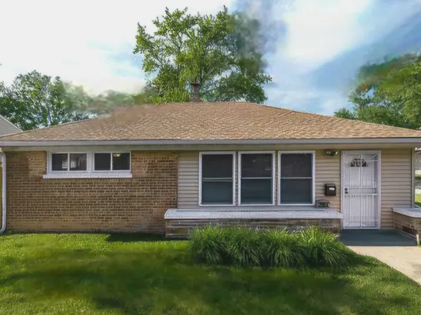 2104 Spruce Rd, Homewood, IL 60430
