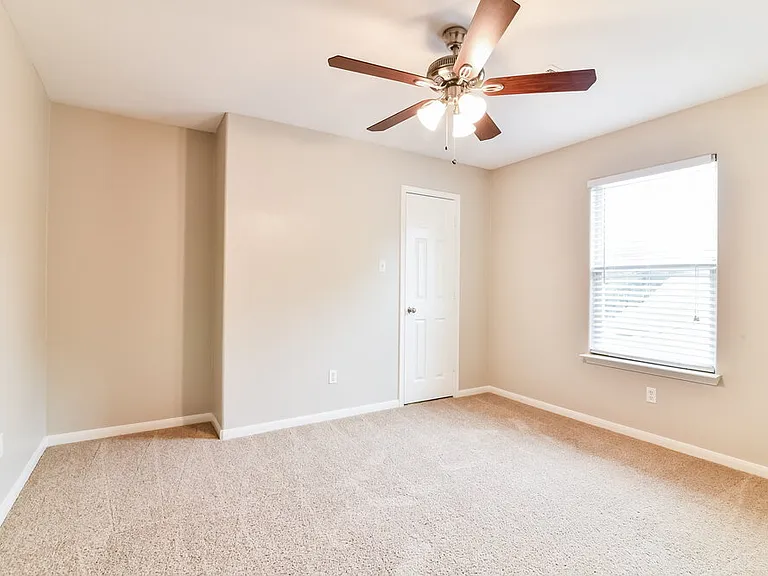 4722 San Antonio River Dr — Photo 12