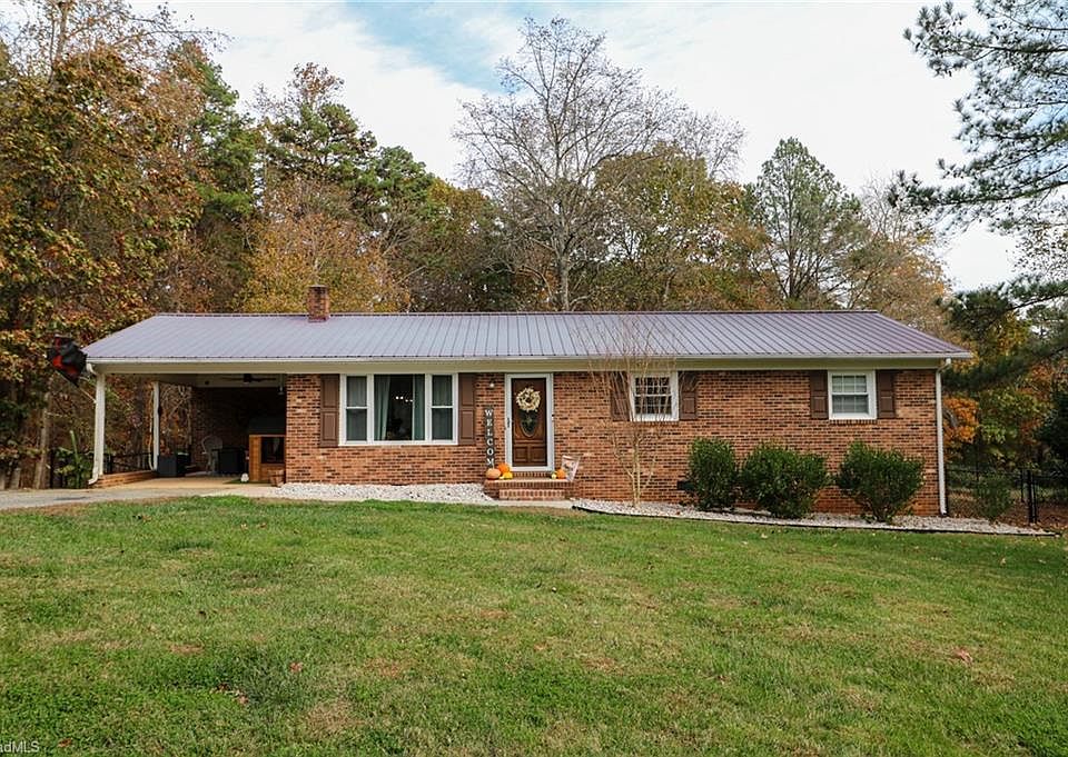1st image of 256 Forest Hill Dr