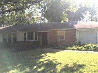 10277 Imperial Dr, Saint Louis, MO 63136