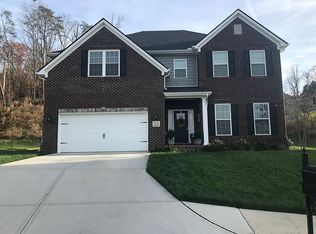 124 Rillwood Ln, Maryville, TN 37801
