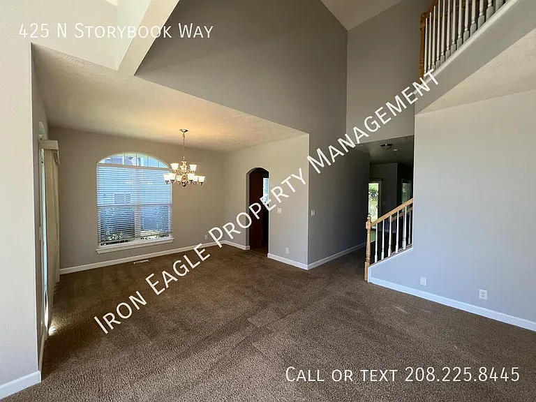 425 N Storybook Way — Photo 9
