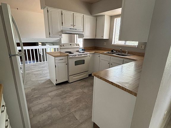 4th image of 6625 Snowbird Dr