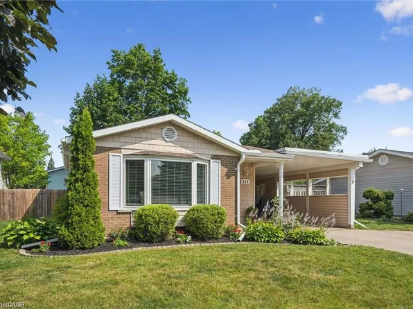 659 Glen Forrest Blvd, Waterloo, ON N2L 4K4