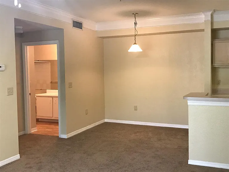 11550 Villa Grand #1303 — Photo 4