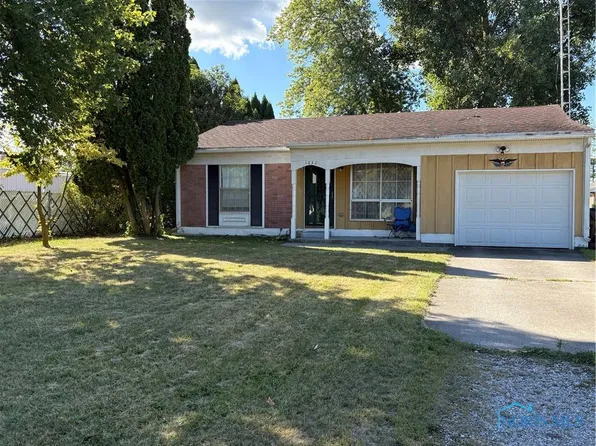 1032 E Madison St, Montpelier, OH 43543