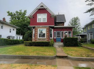 409 Calhoun St, Mishawaka, IN 46545