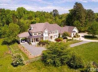 800 Dawson Rd, Chapel Hill, NC 27516