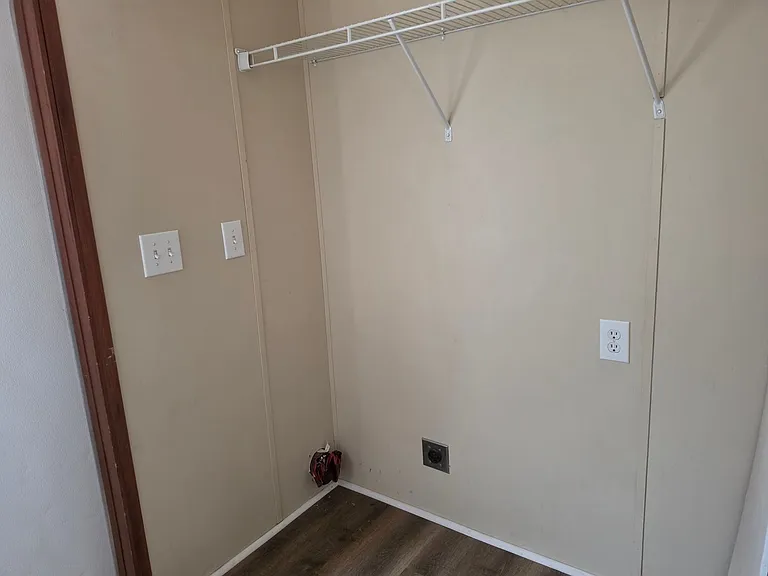3509 Cesar Chavez Dr — Photo 11