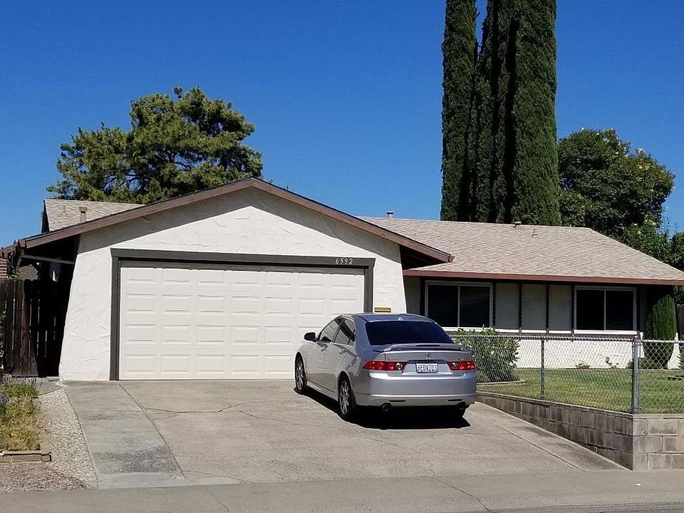 1st image of 6592 Hitchcock Way
