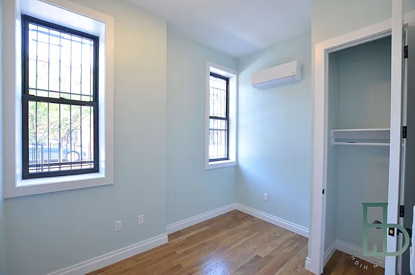 Rented by Miron Realty Group | media 16