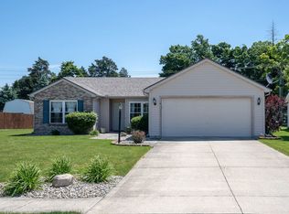 16324 Burwillow Ct, Huntertown, IN 46748