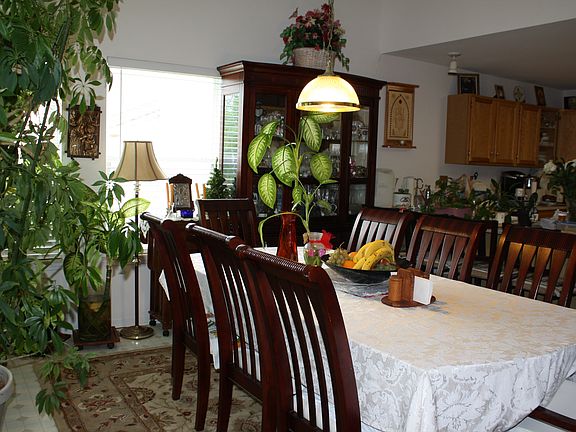 2nd image of 4553 Sycamore Dr